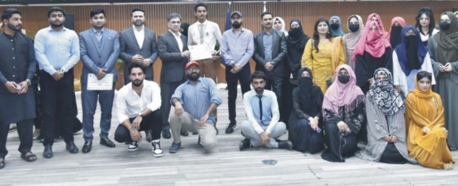 The IUB E-Rozgar Freelancing Summit 2024 was held at the Islamia University of Bahawalpur. – IUB