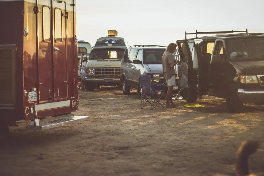 How to make money online when you’re living the van life